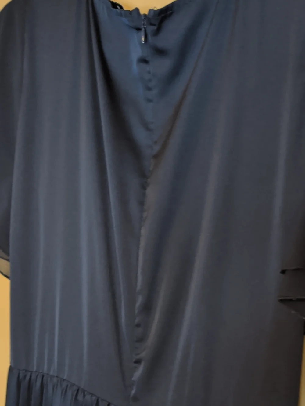 Petal & Pup • Nova Flutter Sleeve Midi Dress Navy Size XL - Picture 11 of 16
